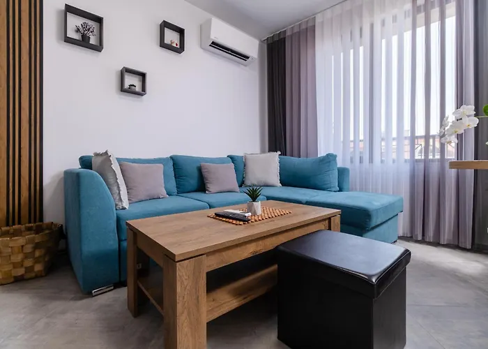 Lägenhet 1-bedroom With Free Private Parking *