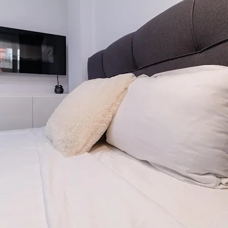 1-bedroom With Free Private Parking Appartement *