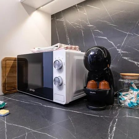 1-bedroom With Free Private Parking Apartmán *